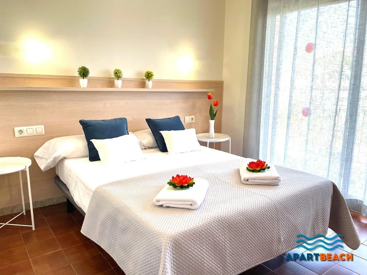 ApartBeach MURILLO Apartamentos Clima y Piscina Salou