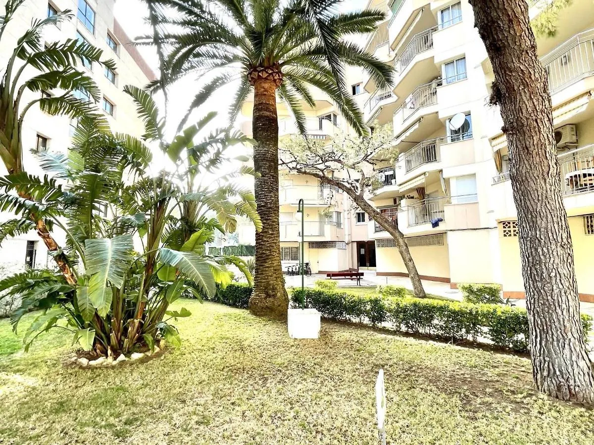 Apartbeach Murillos Centricos Climatizados Y Piscinas Salou Apartment