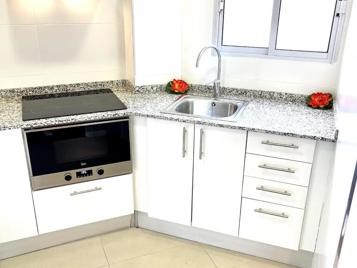Apartbeach Murillos Centricos Climatizados Y Piscinas Salou