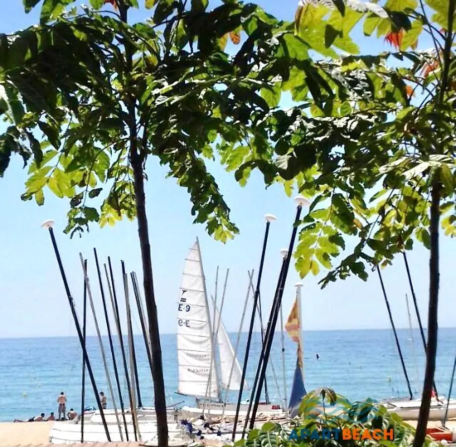 Apartbeach Murillos Centricos Climatizados Y Piscinas Salou 0*,  Spain